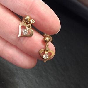 Vintage Avon gold tone heart earrings